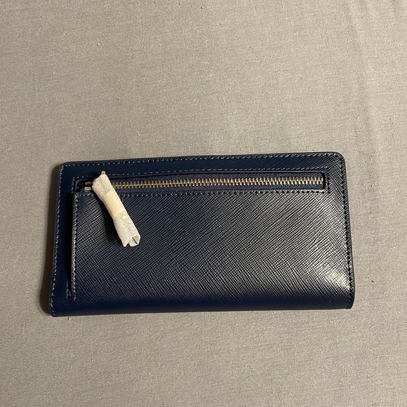 Kate Spade camera bag w/wallet - Picture 14 of 14